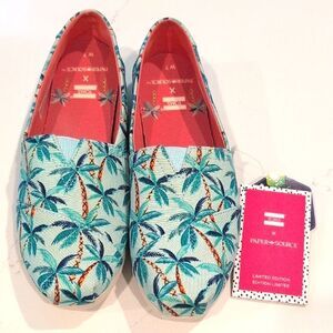 Toms x Paper Source Soft Blue Palm Trees Alpargata Slip-Ons Flat Shoes Size 7